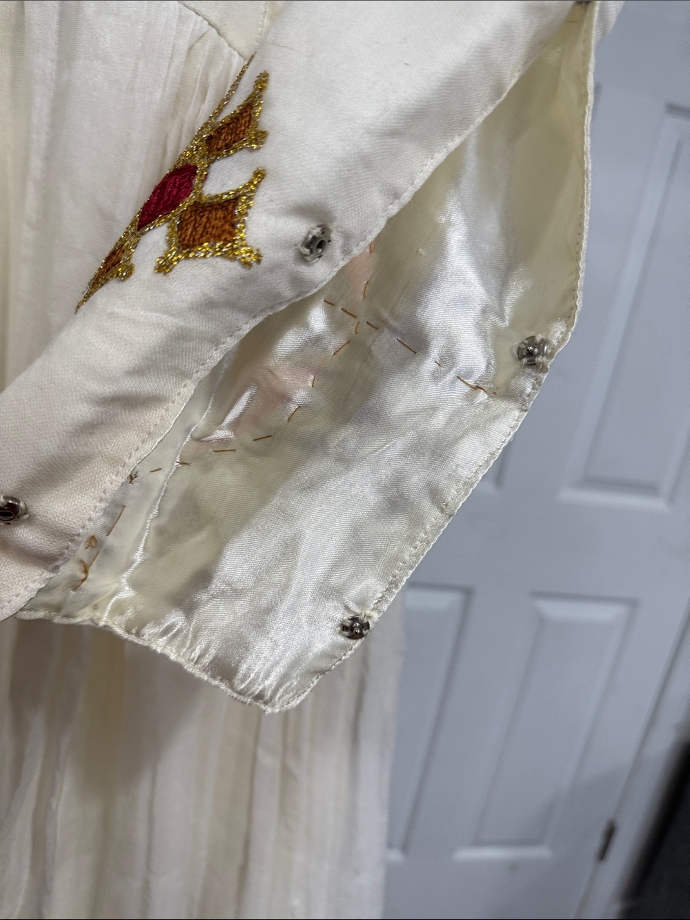 Ethiopian Traditional Dress - Picture 6 of 16